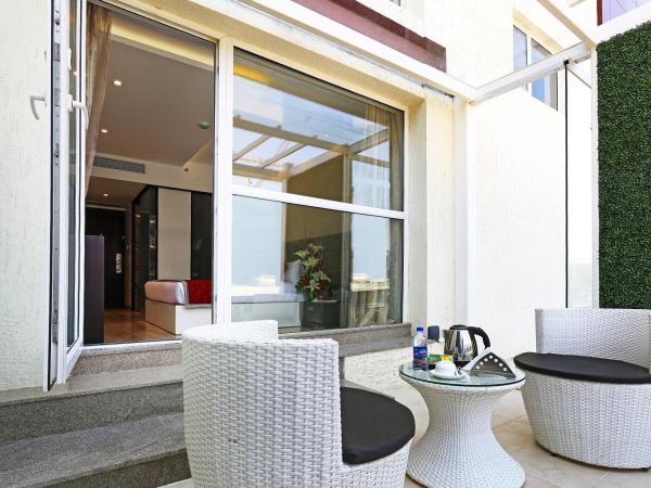 Bhagini Icon Premier Hotel : photo 2 de la chambre chambre double club