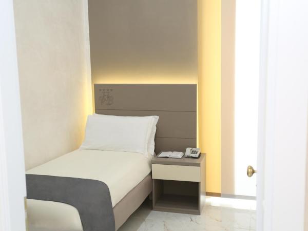 Hotel Vergilius Billia : photo 3 de la chambre chambre simple