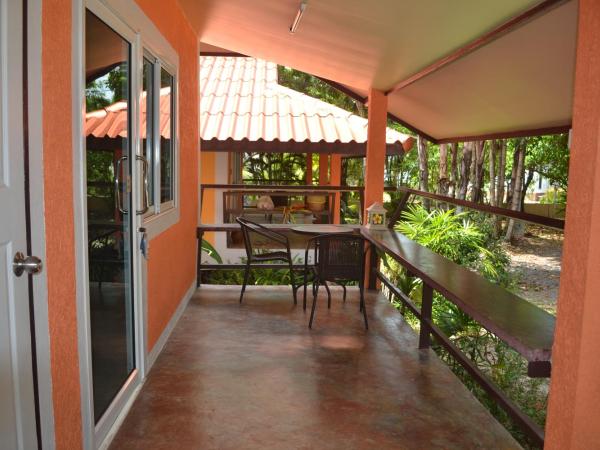 Baan Chid Talay : photo 5 de la chambre bungalow deluxe - vue sur jardin