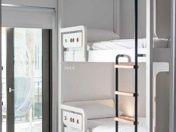 Cocoon City Hostel : photo 1 de la chambre lit dans dortoir mixte de 6 lits