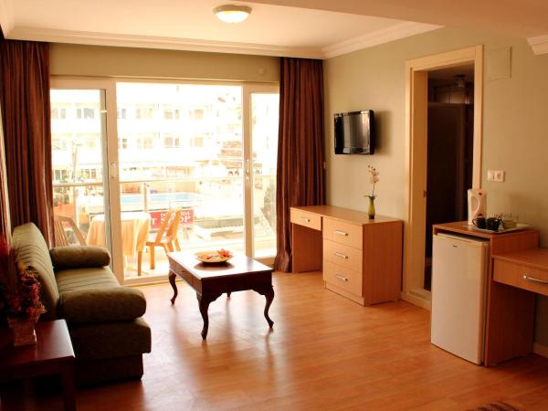 Hotel Dost : photo 8 de la chambre suite (2 adultes + 1 enfant)