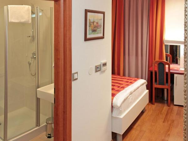 Hotel Monika : photo 4 de la chambre chambre simple