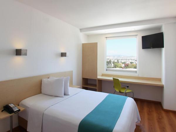 One Queretaro Plaza Galerias : photo 9 de la chambre chambre supérieure lit queen-size