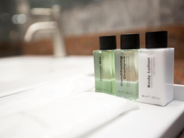 Initial Hua Hin - SHA Plus : photo 10 de la chambre chambre lit king-size supérieure