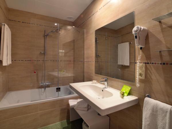 Hotel Capri : photo 8 de la chambre chambre triple classique