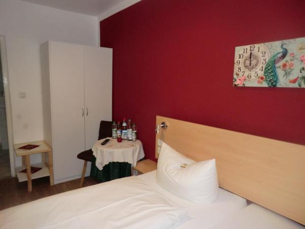 Hotel Pension Haydn : photo 6 de la chambre chambre double