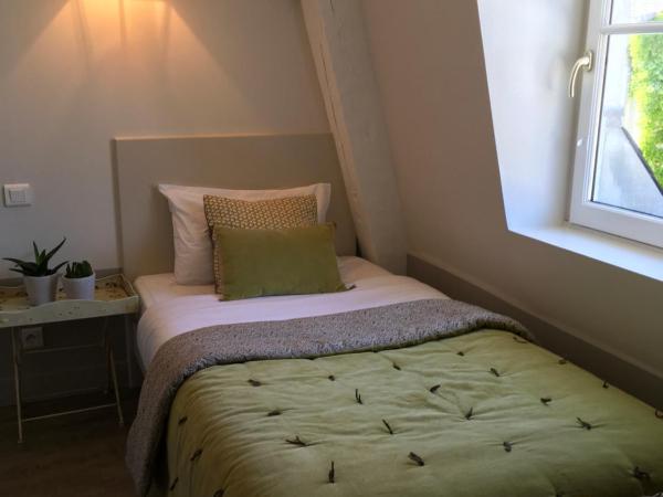 Hôtel L'Adresse : photo 9 de la chambre chambre simple