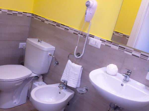 B&B Policlinico Gaspare Rodolico : photo 4 de la chambre chambre deluxe double ou lits jumeaux