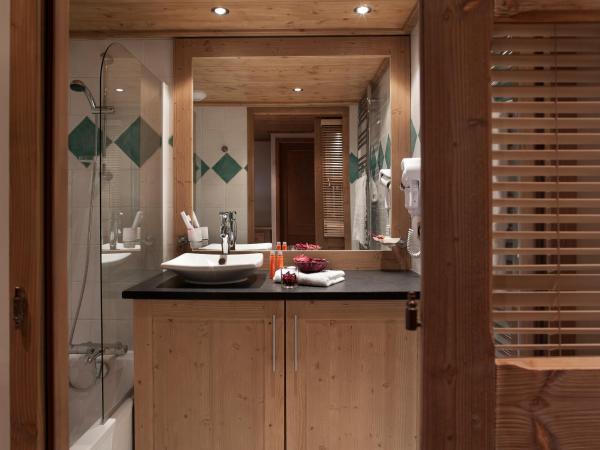 CGH Résidences & Spas Le Chalet des Dolines : photo 5 de la chambre appartement 1 chambre (4 adultes) avec accès au spa