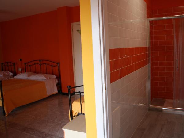 B&B Viale delle Colline : photo 5 de la chambre chambre quadruple