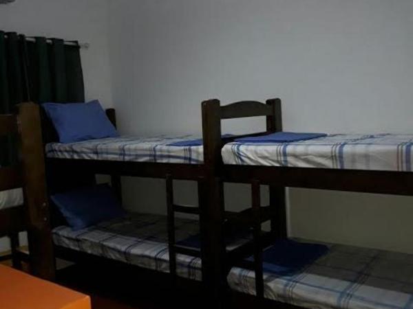 Hostel Residencial : photo 2 de la chambre lit superposé dans dortoir mixte