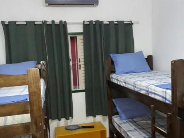 Hostel Residencial : photo 3 de la chambre lit superposé dans dortoir mixte