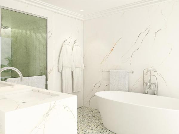 Four Seasons Hotel at The Surf Club : photo 2 de la chambre bungalow lit king-size avec vue sur l'océan