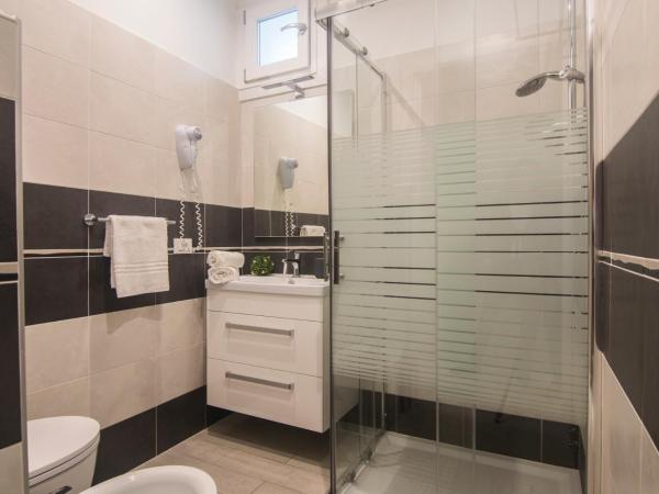 Hotel Solemare - Frontemare - 3 Stelle Superior : photo 2 de la chambre chambre familiale