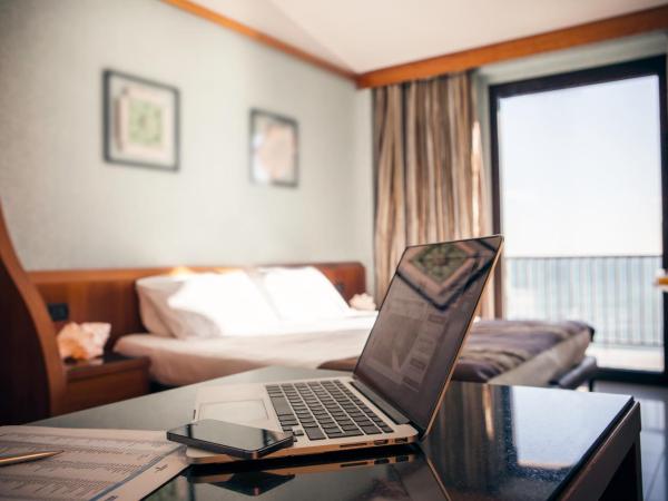 Mare Hotel : photo 4 de la chambre chambre triple - vue sur mer