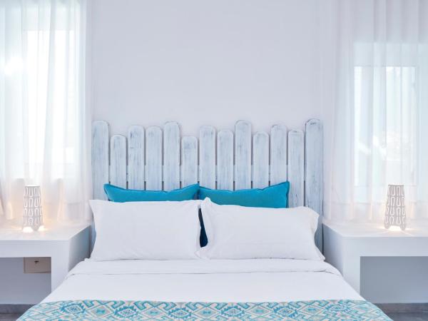 Mykonos Town Suites : photo 8 de la chambre studio avec vue sur jardin