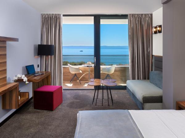 Boutique Hotel Ani - Adults Only : photo 2 de la chambre chambre double deluxe avec balcon - vue sur mer