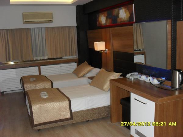 Hotel Kabacam : photo 8 de la chambre chambre triple