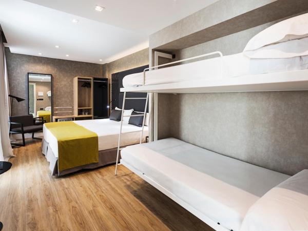 Catalonia Giralda : photo 2 de la chambre chambre familiale