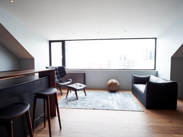 ION City Hotel, Reykjavik, a Member of Design Hotels : photo 7 de la chambre suite avec vue panoramique sur la mer