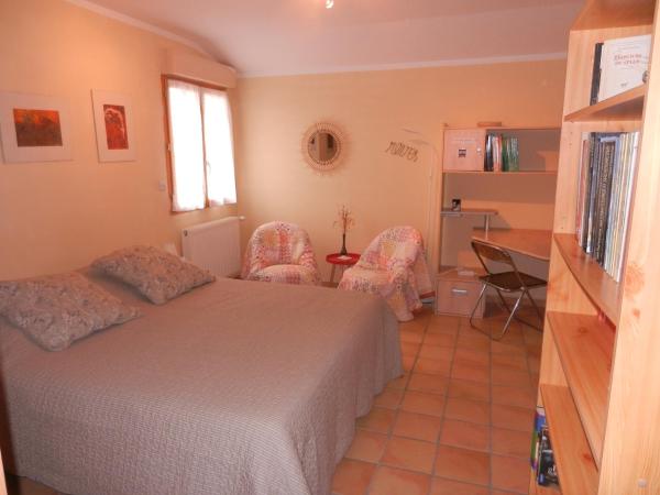 La Fenière aux Hirondelles : photo 2 de la chambre chambre lit king-size