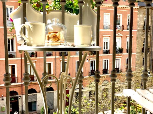 Antico Corso Charme : photo 9 de la chambre chambre double ou lits jumeaux deluxe - vue sur ville