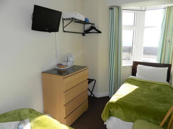 Ocean Bay : photo 2 de la chambre chambre lits jumeaux - vue sur mer