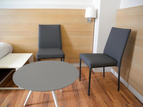 Hôtel de la Gare - Restaurant Bistro Quai : photo 3 de la chambre chambre triple standard