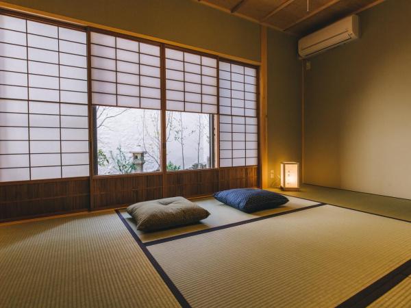 Hostel Koharubiyori Kyoto : photo 3 de la chambre japanese style queen room with garden view
