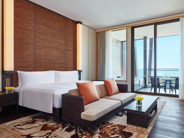 Grand Hyatt Sanya Haitang Bay Resort and Spa : photo 1 de la chambre grande suite lit king-size deluxe - vue sur océan