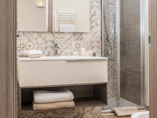 Relais Dei Mandorli : photo 6 de la chambre chambre triple avec salle de bains privative