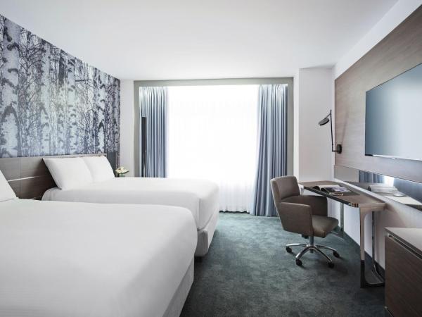 Novotel Montreal Center : photo 8 de la chambre chambre lit king-size supérieure