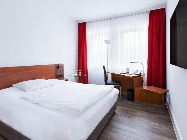 DORMERO Hotel Dresden Airport : photo 6 de la chambre chambre double ou lits jumeaux