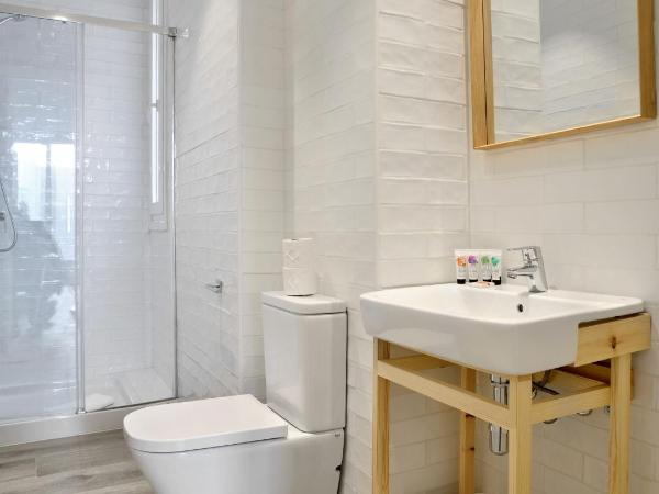 nQn Aparts & Suites Madrid : photo 7 de la chambre appartement standard