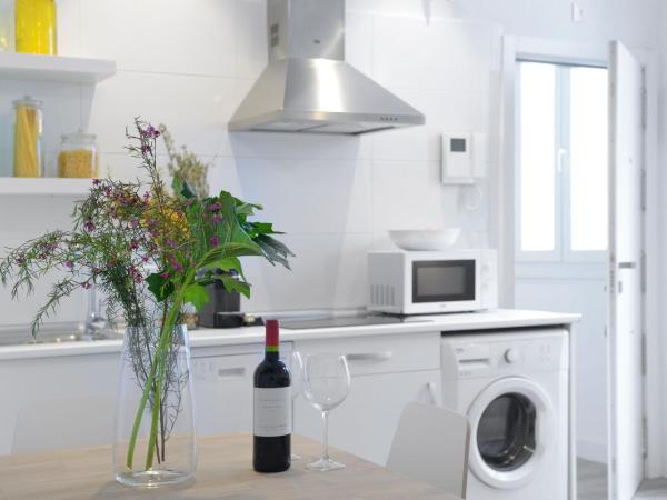 nQn Aparts & Suites Madrid : photo 6 de la chambre appartement supérieur