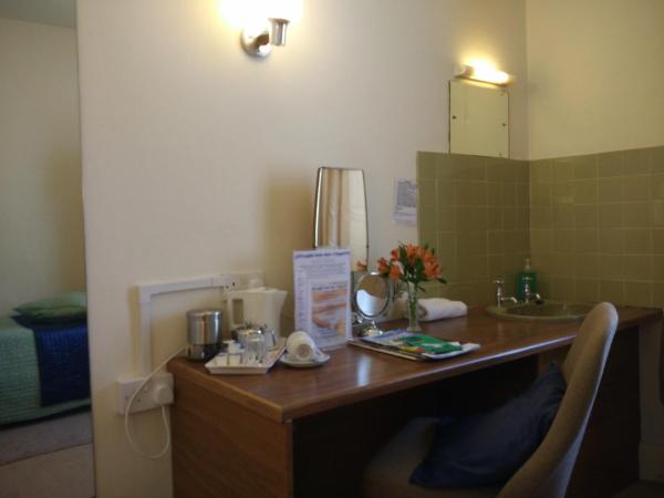 River Hotel : photo 2 de la chambre chambre simple basique avec salle de bains