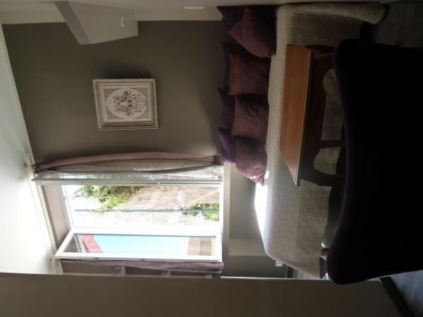 Hôtel La Villa Patricia - Charme et Tradition : photo 9 de la chambre suite junior (2 adultes + 1 enfant)