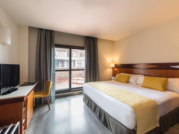 Catalonia Eixample 1864 : photo 2 de la chambre chambre double avec terrasse