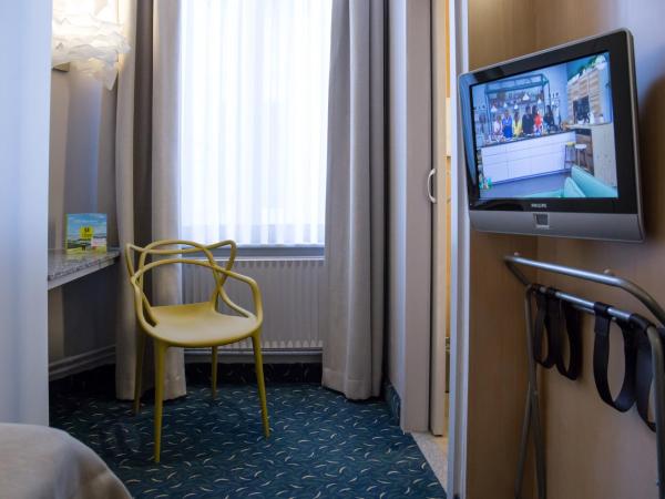 Hotel Glenmore : photo 2 de la chambre chambre simple avec douche