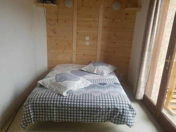 Auberge La Coulette : photo 5 de la chambre chambre double avec salle de bains privative