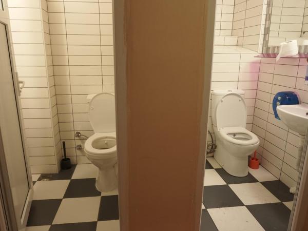 Chillout Lya Hostel & Lounge : photo 2 de la chambre chambre quintuple avec salle de bains commune