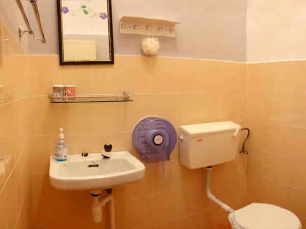 Old Town Guest House : photo 7 de la chambre chambre triple