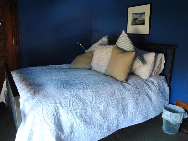 Off Broadway B & B : photo 2 de la chambre chambre double