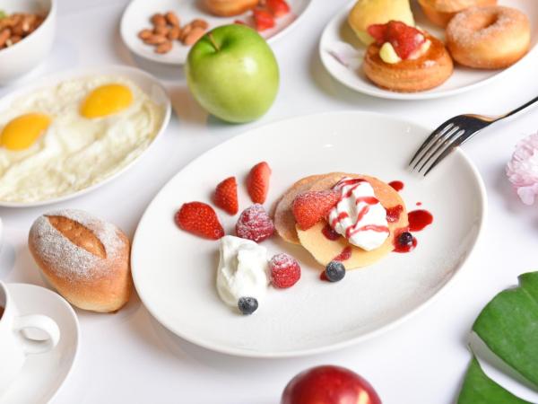 Futian Shangri-La, Shenzhen,Near to Shenzhen Convention&Exhibition Centre, Futian Railway Station : photo 4 de la chambre chambre lits jumeaux de luxe - vue sur ville