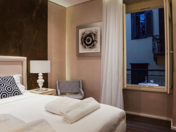 Consolato Boutique : photo 2 de la chambre suite deluxe avec balcon - vue sur vieille ville