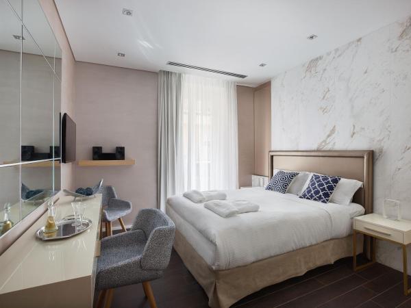 Consolato Boutique : photo 2 de la chambre superior suite with old town view and balcony