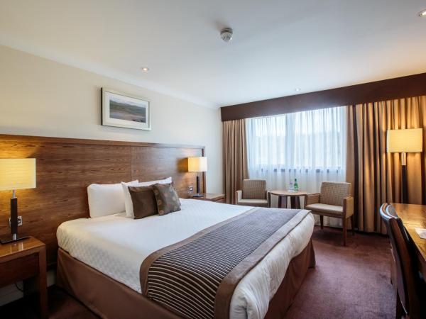 The Aberdeen Altens Hotel : photo 2 de la chambre chambre lit king-size exécutive