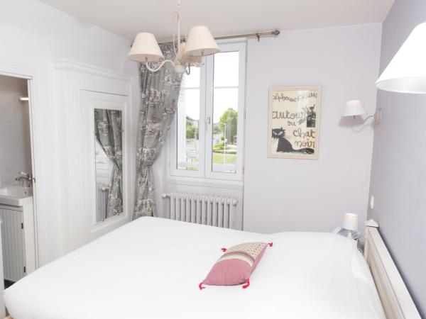 La Villa Les Mots Passants : photo 6 de la chambre petite chambre double avec douche 