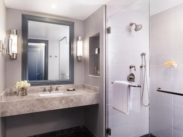 Four Seasons Hotel Atlanta : photo 3 de la chambre chambre lit king-size deluxe - vue sur ville