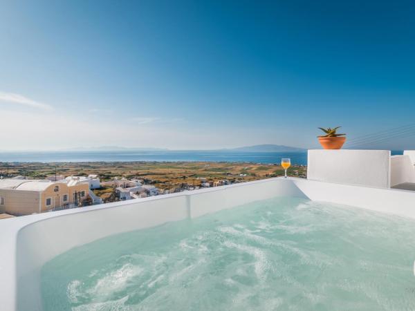 Fava Eco Suites : photo 1 de la chambre suite lune de miel avec jacuzzi privé extérieur